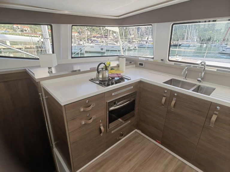 Bootverhuur Bali Bali 4.4 in Komolac via SamBoat