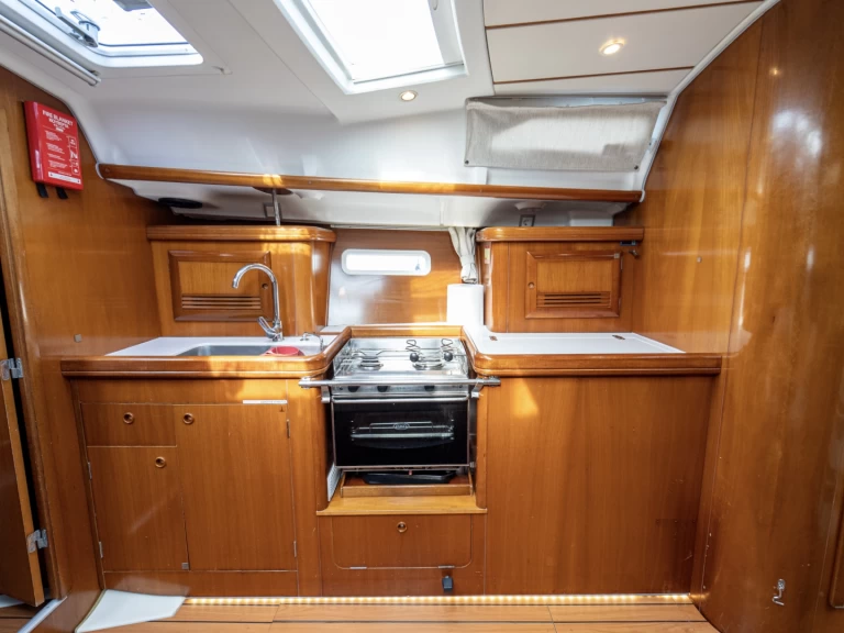 Verhuur Zeilboot in Kavála - Bénéteau Oceanis 393 Clipper