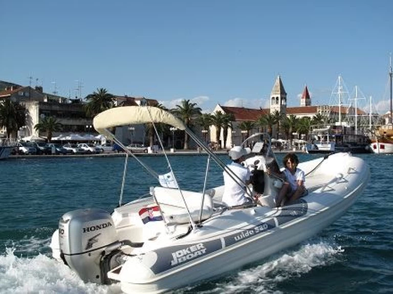 RIB te huur in Aci Castello voor de beste prijs