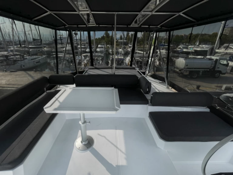 Catamaran te huur in Álimos voor de beste prijs