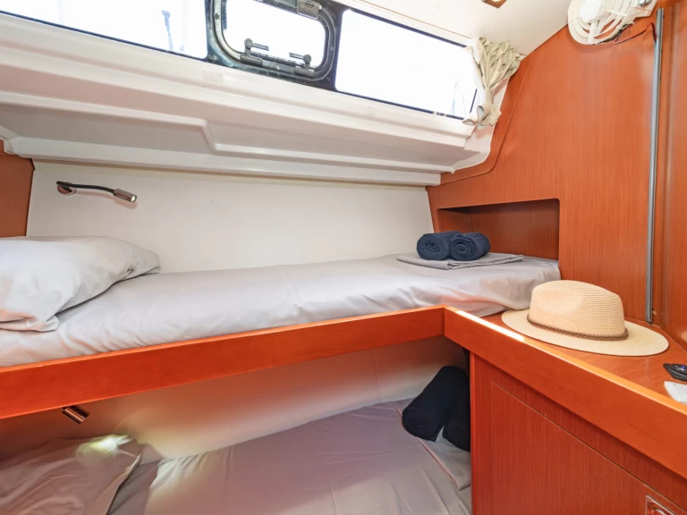 Huur Zeilboot met of zonder schipper Bénéteau in Álimos