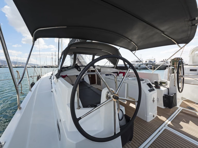 Verhuur Zeilboot in Gouviá - Jeanneau Sun Odyssey 440