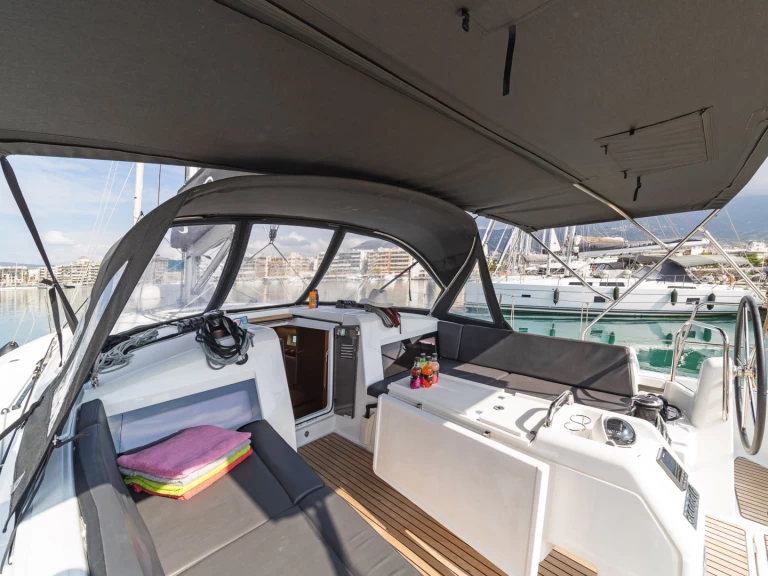Bootverhuur Jeanneau Sun Odyssey 440 in Skiathos via SamBoat