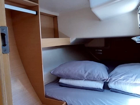 Bootverhuur Biograd na Moru goedkoop Elan 350 Performance