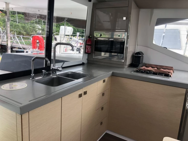 Catamaran te huur in Saint George's voor de beste prijs