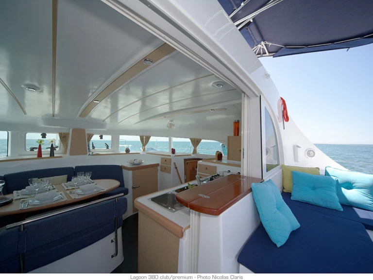 Lagoon Lagoon 380 te huur van particulier of professional in Le Marin