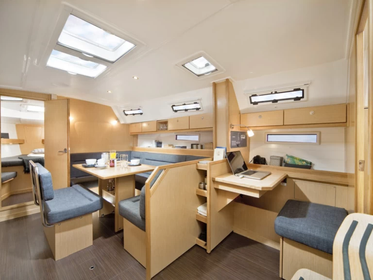 Verhuur Zeilboot in Préveza - Bavaria Bavaria 40 Cruiser