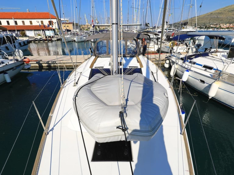 Jachthuur in Trogir - Dufour Dufour 412 Grand Large via SamBoat
