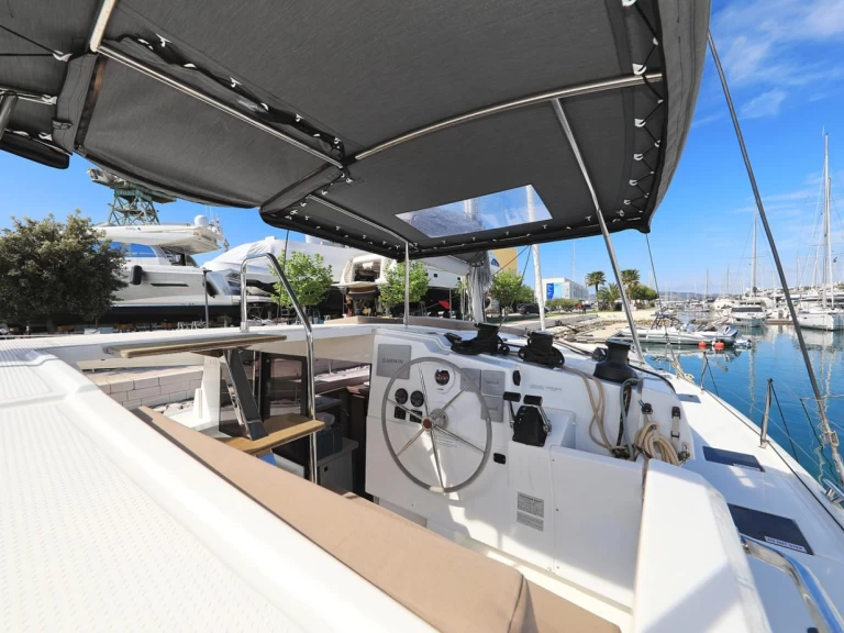 Huur Catamaran met of zonder schipper Fountaine Pajot in Biograd na Moru