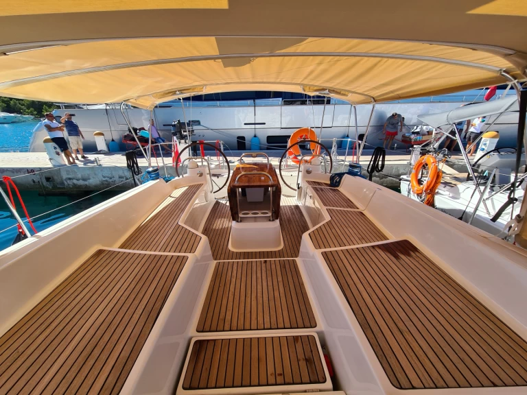 Bootverhuur Rogoznica goedkoop Jeanneau 53