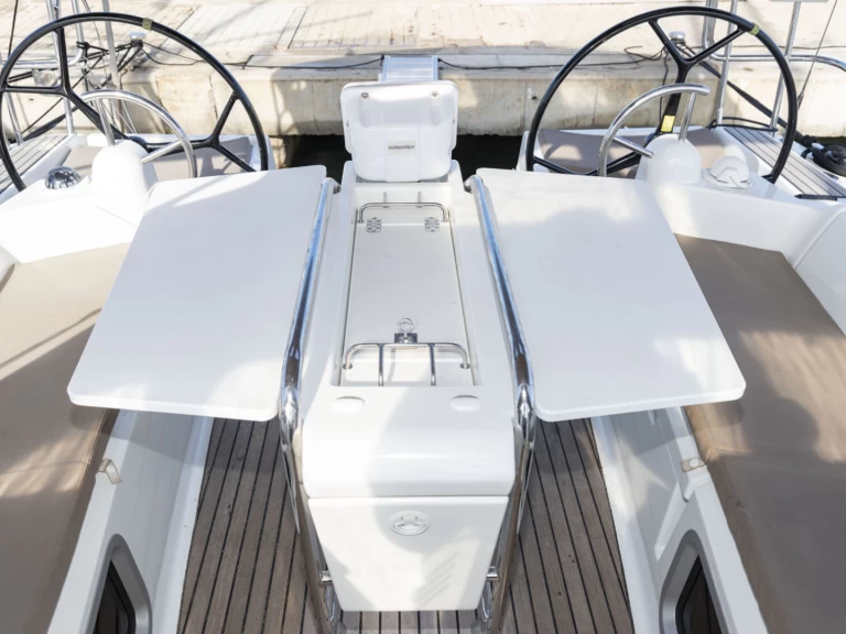 Verhuur Zeilboot Jeanneau met vaarbewijs