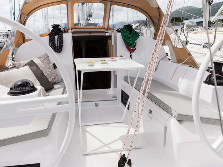 Elan Elan E3 te huur van particulier of professional in Kaštela