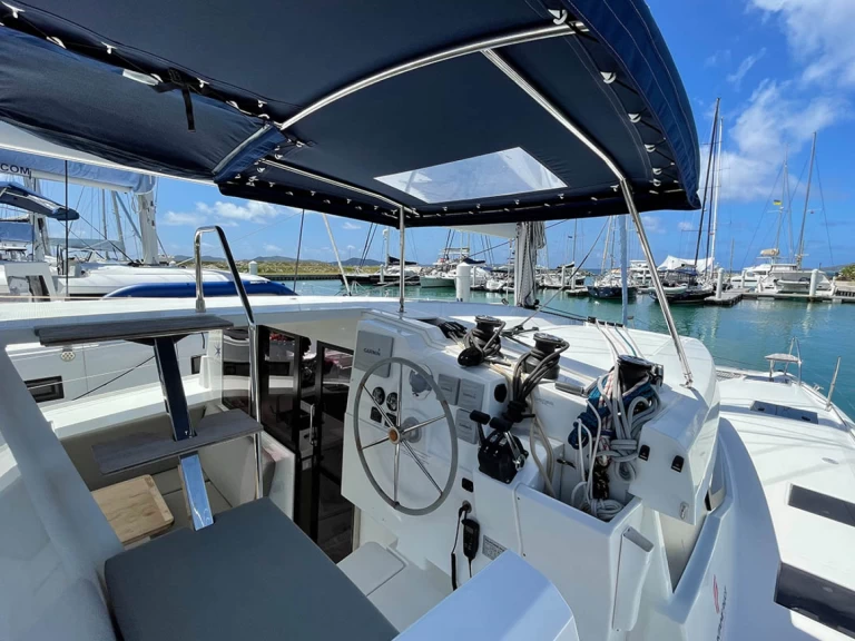 Bootverhuur Fountaine Pajot Lucia 40 in Road Town via SamBoat