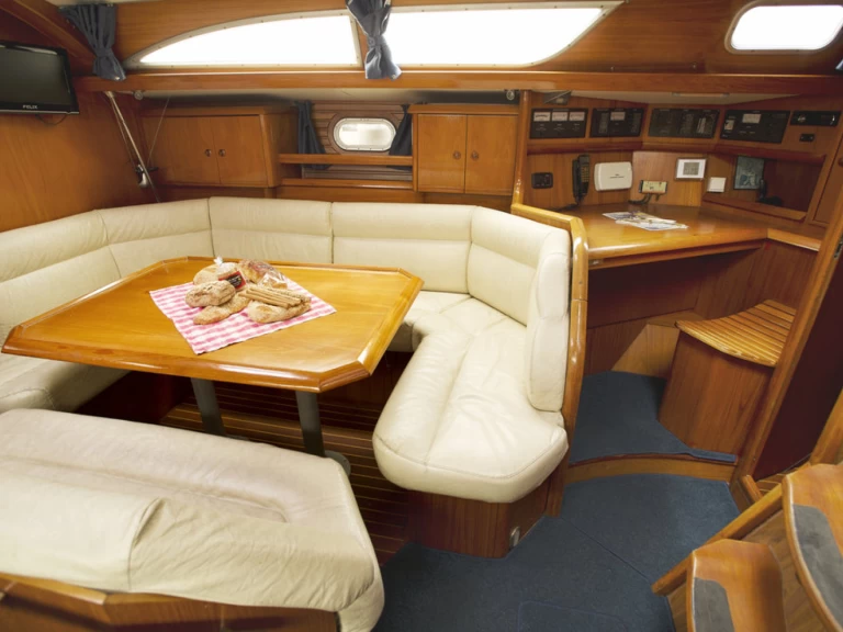 Verhuur Zeilboot Jeanneau met vaarbewijs