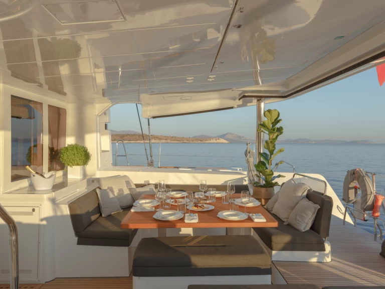 Jachthuur in Ellinikó - Lagoon Lagoon 52 F via SamBoat