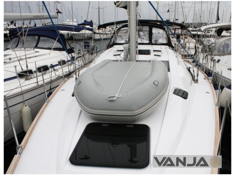 Zeilboot te huur in Biograd na Moru voor de beste prijs