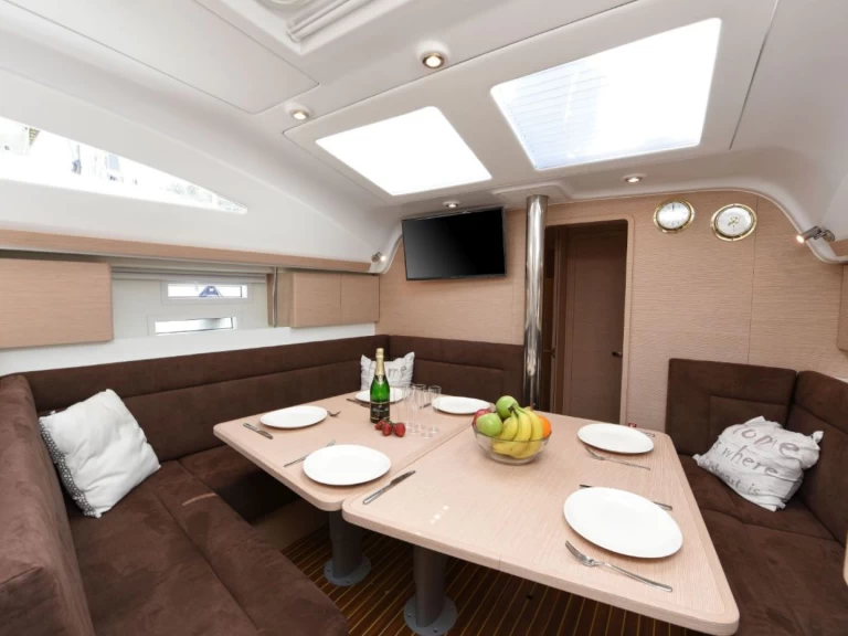 Huur Zeilboot met of zonder schipper Elan in Zadar