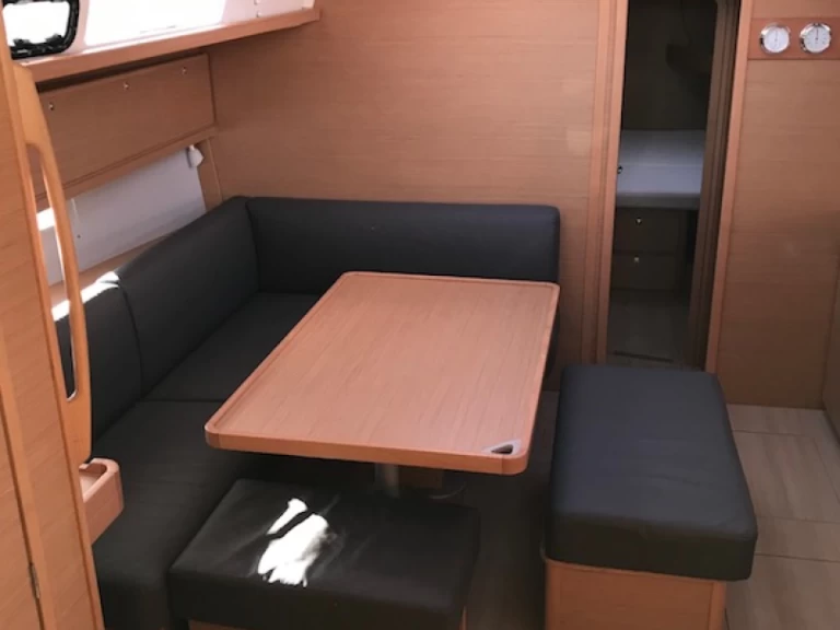 Verhuur Zeilboot Dufour met vaarbewijs