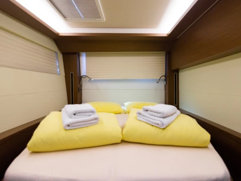 Verhuur Catamaran Lagoon met vaarbewijs