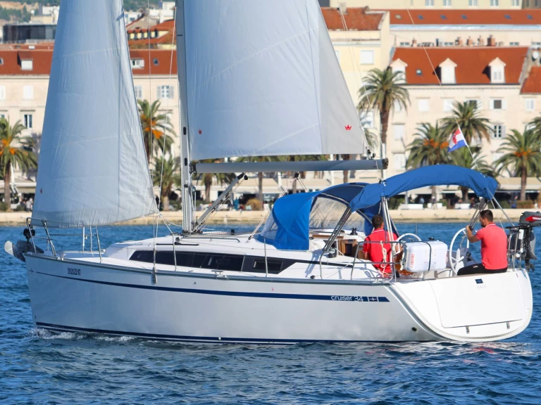 Bavaria Cruiser 34 te huur van particulier of professional in Split