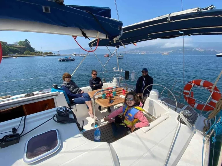 Bootverhuur Dufour Dufour 385 Grand Large in Portimão via SamBoat