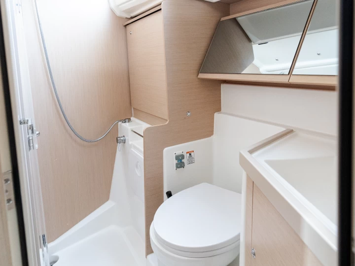 Verhuur Zeilboot Bénéteau met vaarbewijs