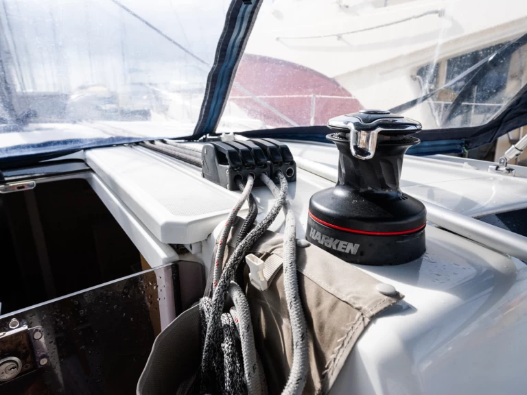 Bootverhuur Castiglioncello goedkoop Oceanis 40.1