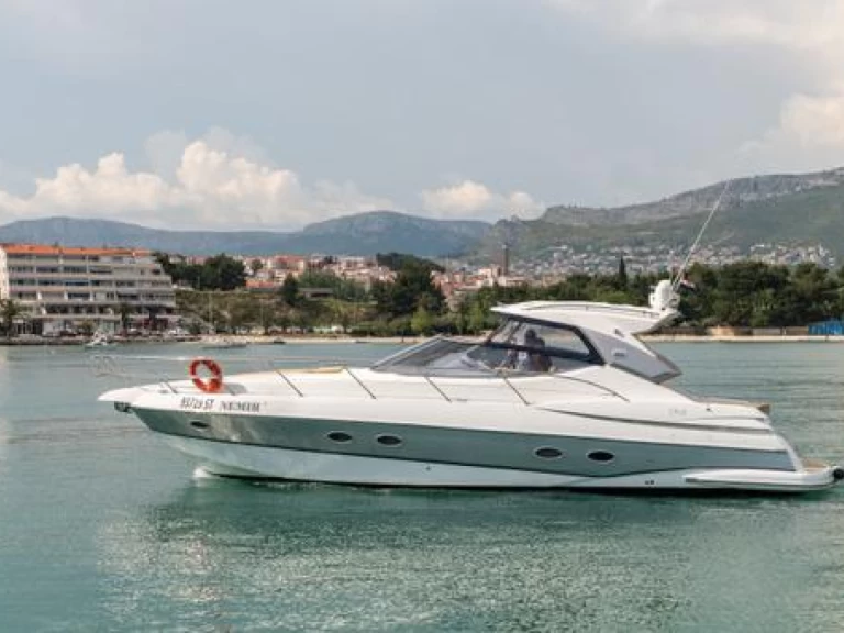 Bootverhuur Sessa Marine C42 in Split via SamBoat