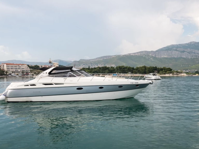 Bootverhuur Cranchi Cranchi 50 in Split via SamBoat