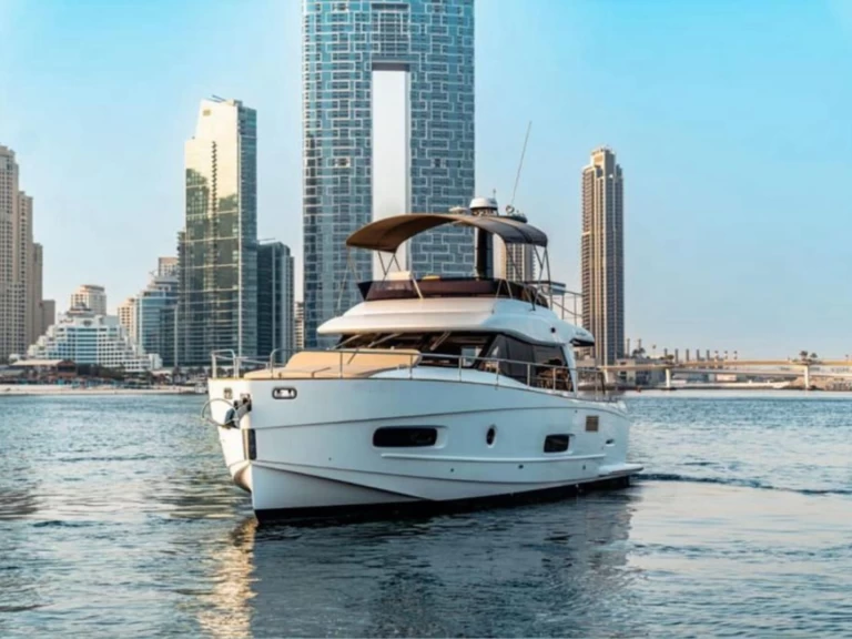 Azimut Azimut 46 Fly te huur van particulier of professional in Dubai Marina