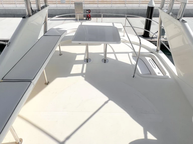 Verhuur Motorboot Azimut met vaarbewijs