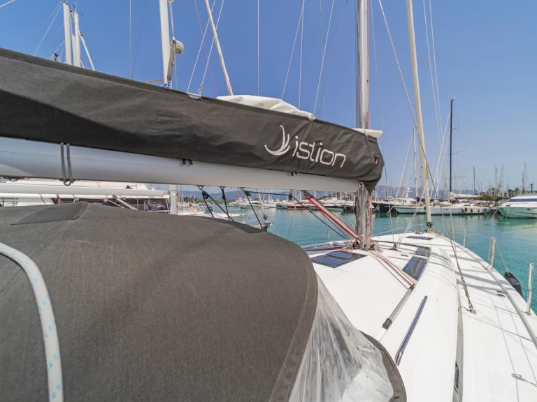 Bootverhuur Gouviá goedkoop Oceanis 51.1