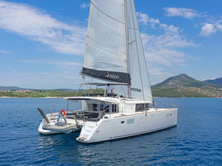 Catamaran te huur in Lefkáda voor de beste prijs