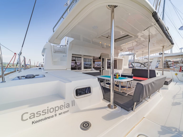 Jachthuur in Gouviá - Lagoon Lagoon 450 F via SamBoat