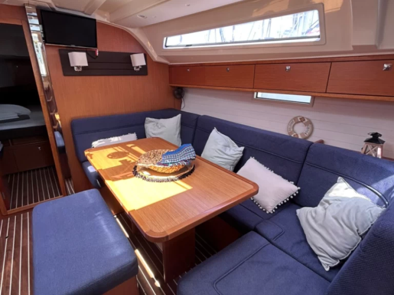 Huur een Bavaria Cruiser 41 in Deme of Volos