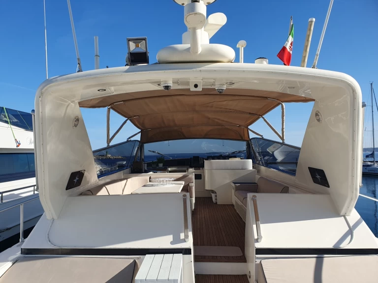 Huur een Leopard Leopard 23 Sport in Gallipoli