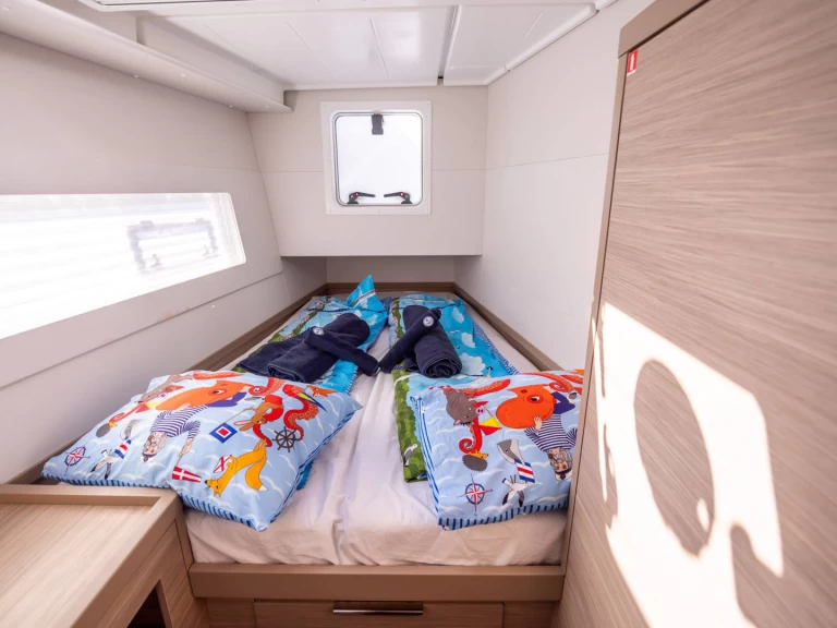 Bootverhuur Lagoon Lagoon 40 in Primošten via SamBoat