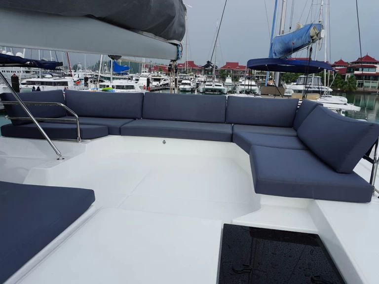 Bootverhuur Eden Island goedkoop Tanna 47