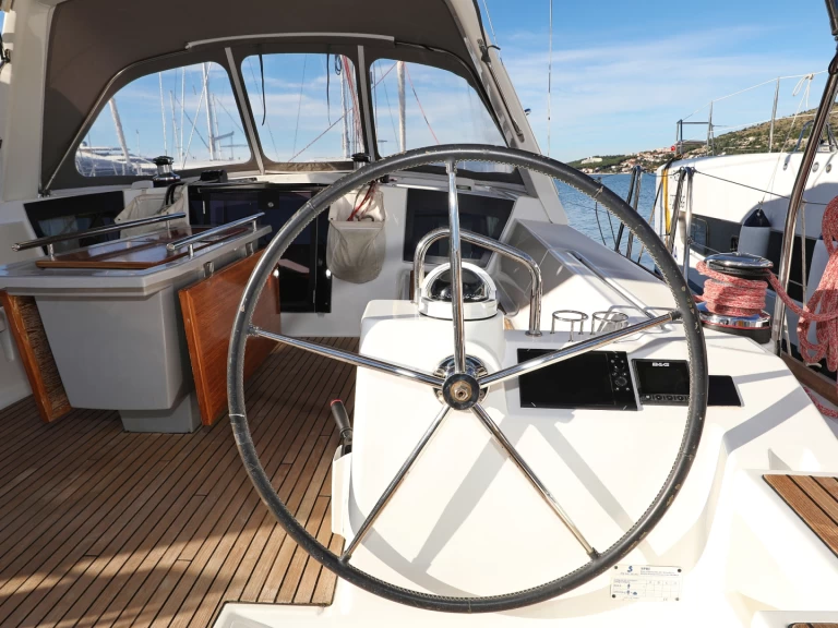 Bénéteau Oceanis 45 te huur van particulier of professional in Trogir