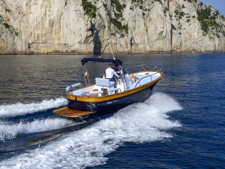 Bootverhuur Mimi mimi 7.50 in La Spezia via SamBoat