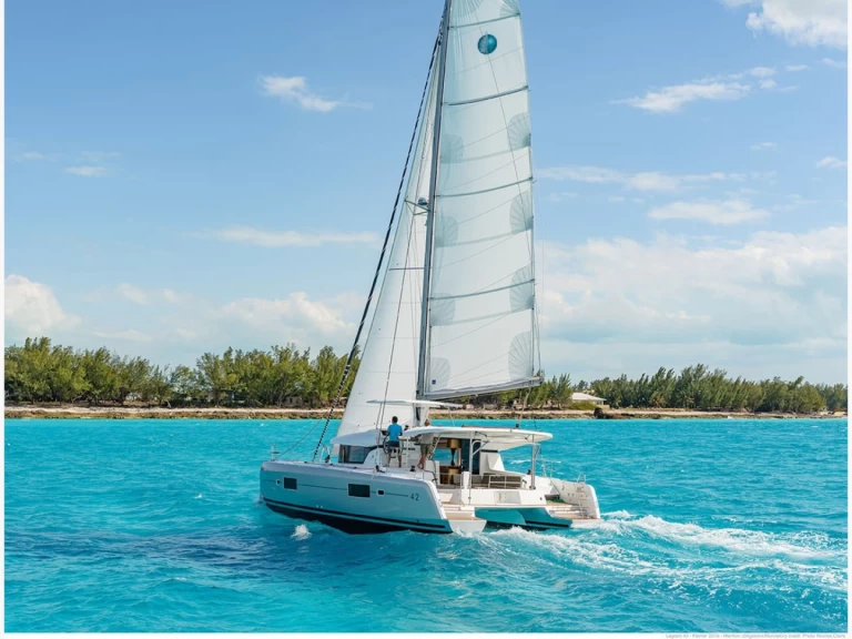 Catamaran te huur in Ribishi voor de beste prijs