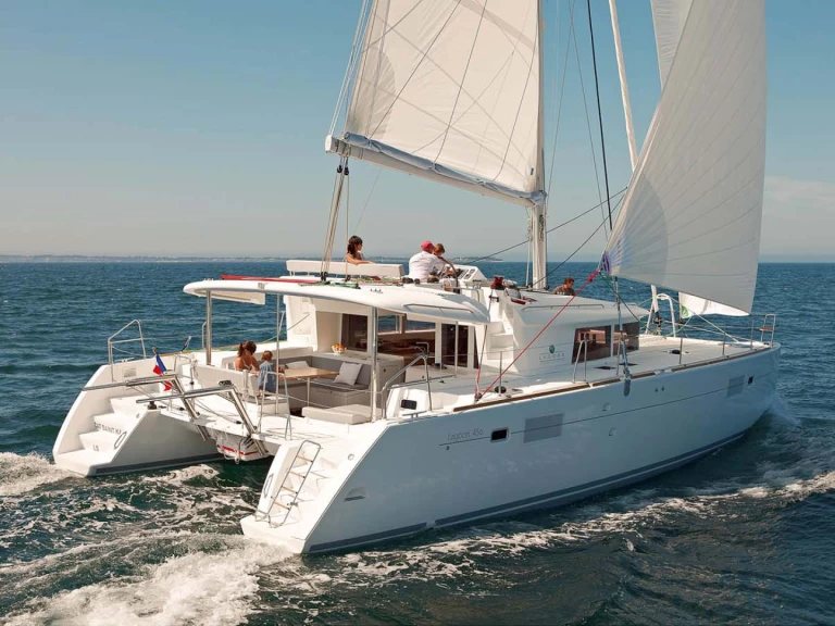 Huur Catamaran met of zonder schipper Lagoon in Ribishi