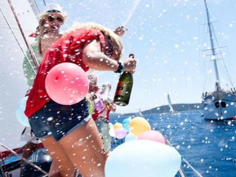 Motorboot te huur in Ognina - Picanello - Barriera - Canalicchio voor de beste prijs