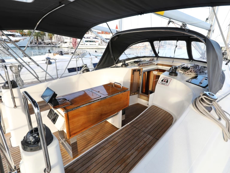 Bavaria Cruiser 40 te huur van particulier of professional in Trogir