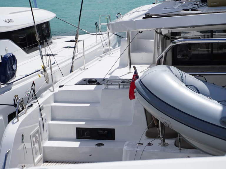 Verhuur Catamaran in Eden Island - Lagoon Lagoon 46