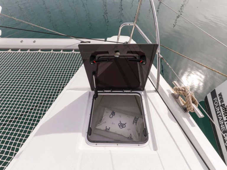 Fountaine Pajot Astrea 42 te huur van particulier of professional in Trogir