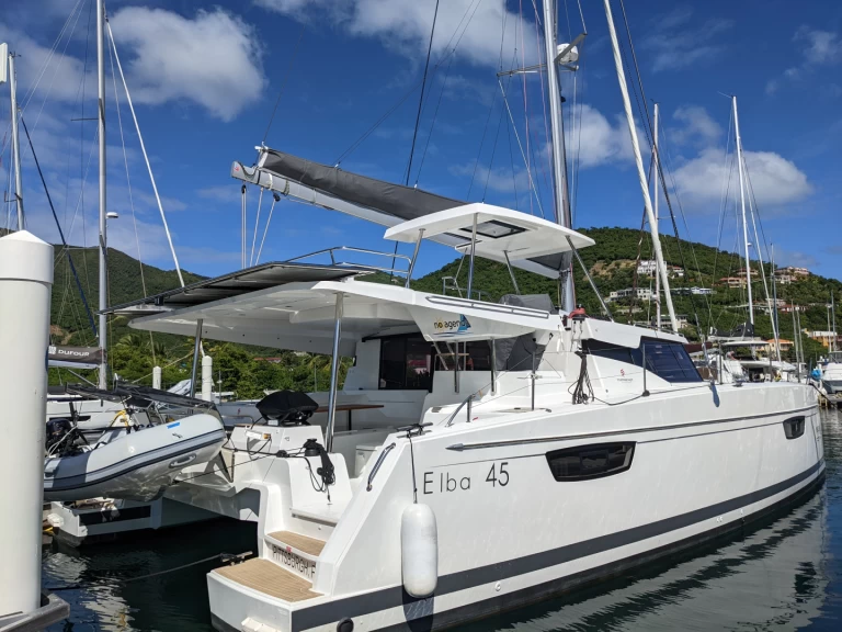Fountaine Pajot Elba 45 te huur van particulier of professional in Marsh Harbour