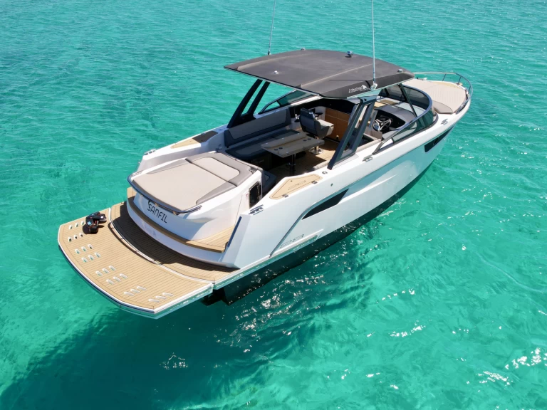 Bootverhuur Marina Ibiza goedkoop 28