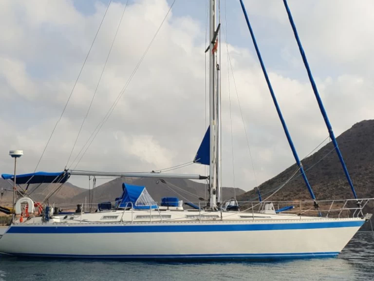 Bootverhuur Port-Saint-Louis-du-Rhône goedkoop Centurion 42