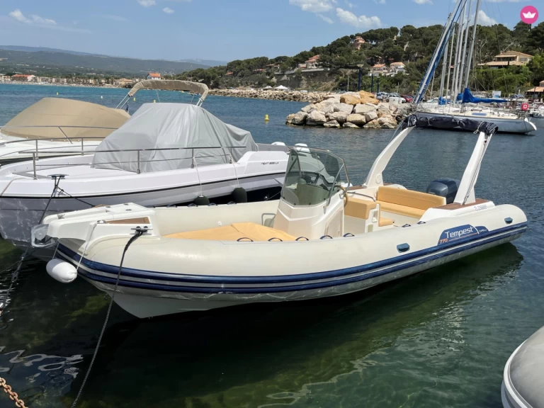 Bootverhuur Fréjus goedkoop Tempest 625